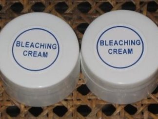 2 Bleaching whitening kligmans cream new